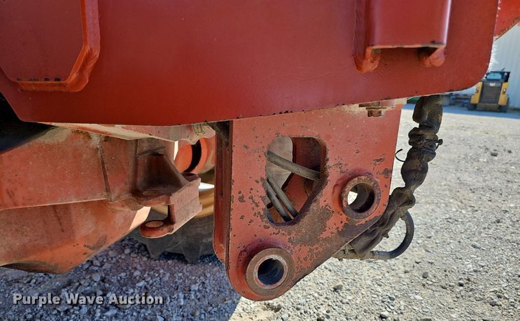 image for item DP6471 2001 DItch Witch 8020T cable plow