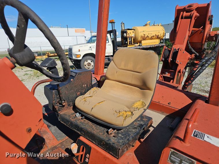 image for item DP6471 2001 DItch Witch 8020T cable plow