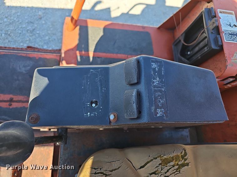 image for item DP6471 2001 DItch Witch 8020T cable plow