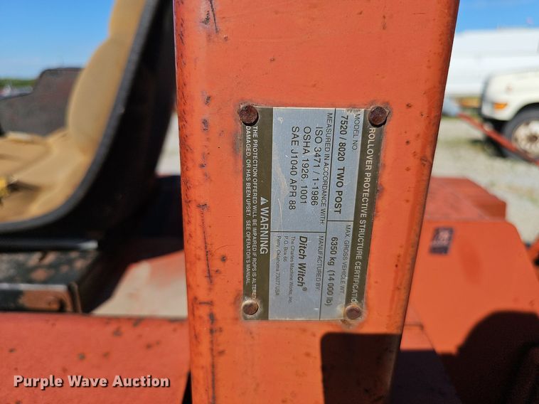 image for item DP6471 2001 DItch Witch 8020T cable plow