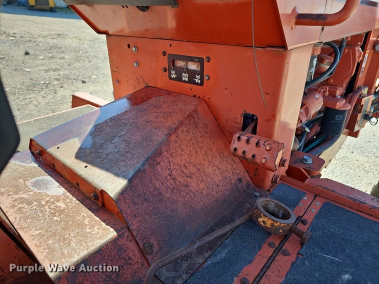 image for item DP6471 2001 DItch Witch 8020T cable plow