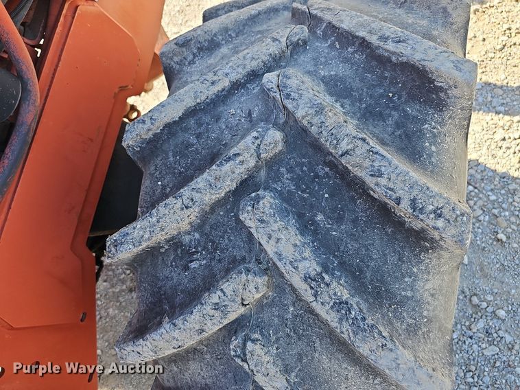 image for item DP6471 2001 DItch Witch 8020T cable plow