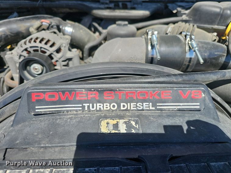 image for item DP6481 2004 Ford F550 Super Duty XL bucket truck