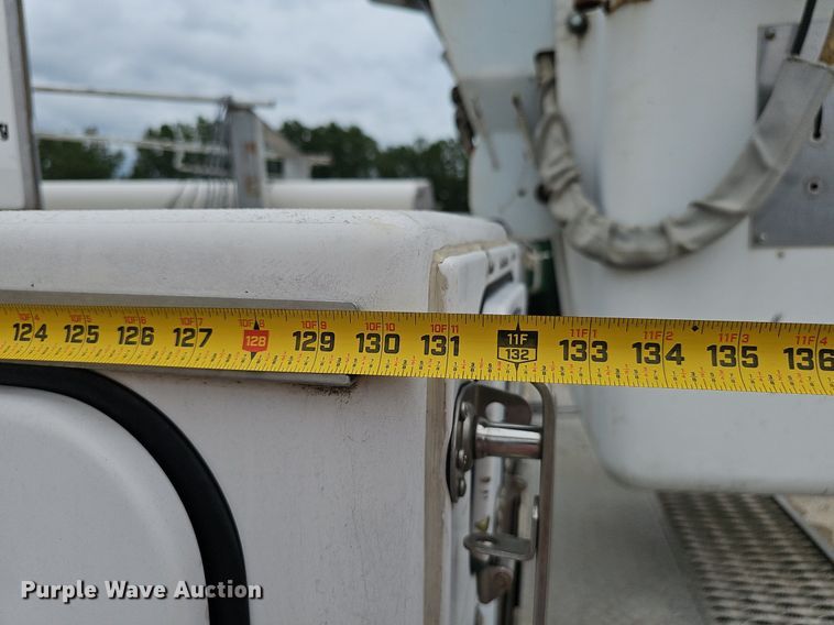 image for item DP6482 2005 Chevrolet C4500 bucket truck