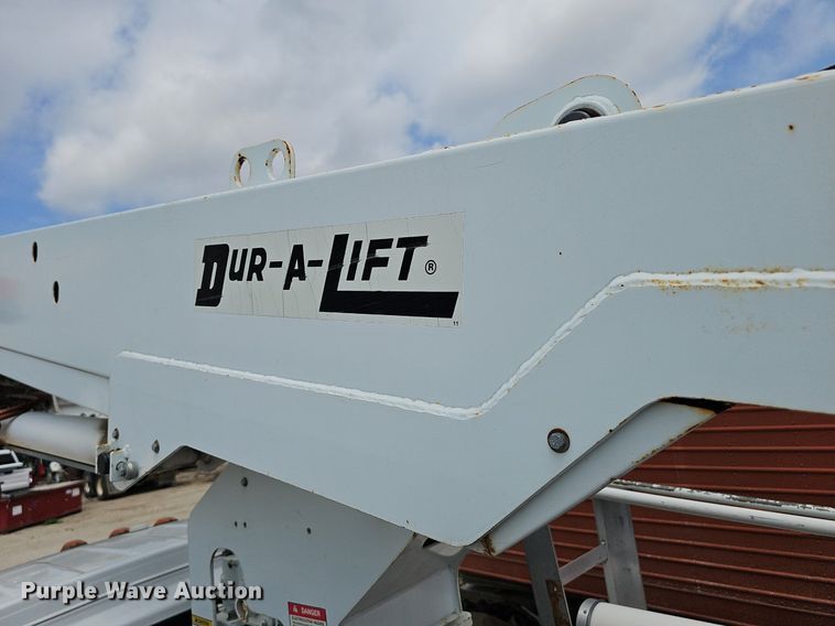 image for item DP6482 2005 Chevrolet C4500 bucket truck