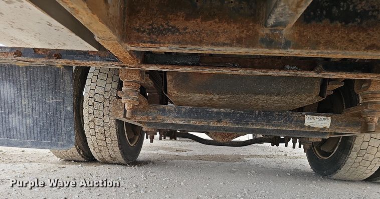 image for item DP6482 2005 Chevrolet C4500 bucket truck