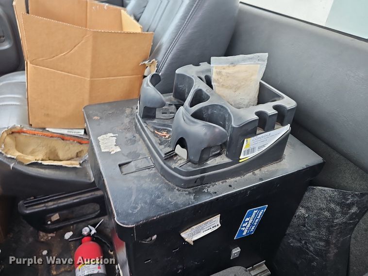 image for item DP6482 2005 Chevrolet C4500 bucket truck