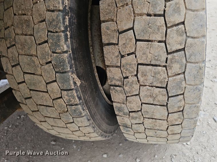 image for item DP6482 2005 Chevrolet C4500 bucket truck