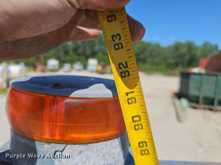 image for item DP6485 2000 Case 360 vibratory cable plow