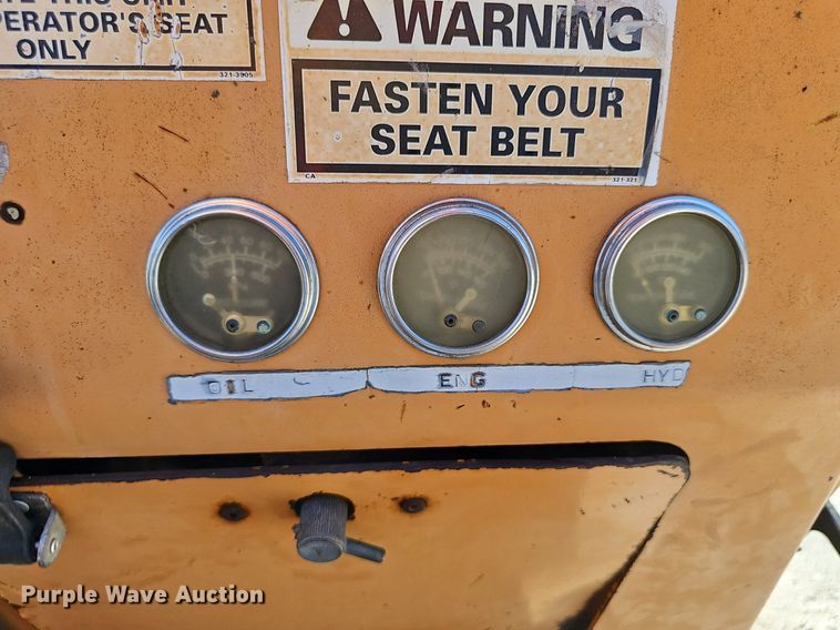 image for item DP6485 2000 Case 360 vibratory cable plow