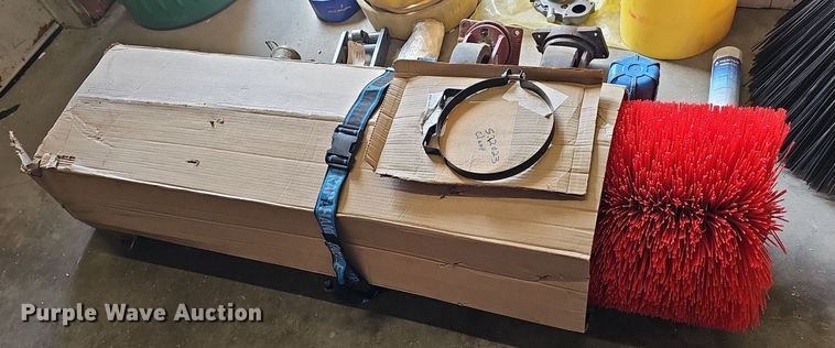 image for item DP6490 2009 Nissan 3300 street sweeper truck