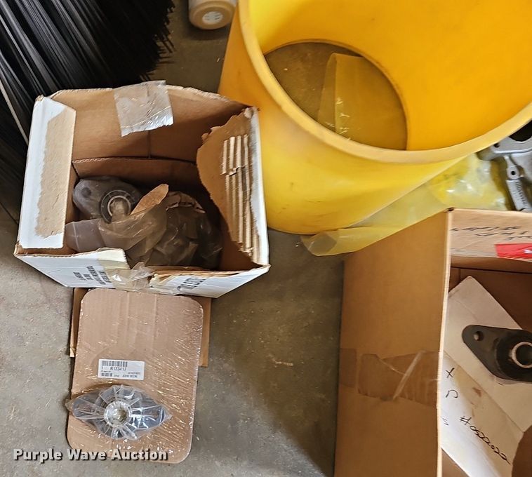 image for item DP6490 2009 Nissan 3300 street sweeper truck