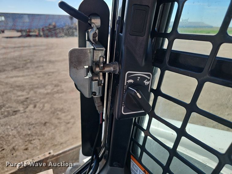 image for item DP6504 2022 Bobcat T770 tracked skid steer loader