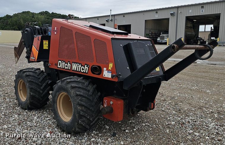 image for item DP6536 2018 Ditch Witch 410SX vibratory cable plow