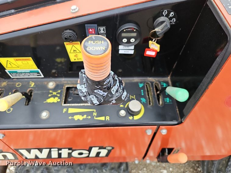 image for item DP6536 2018 Ditch Witch 410SX vibratory cable plow