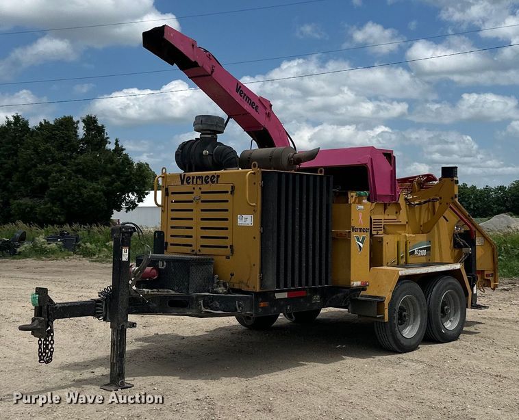 image for item DP8405 2008 Vermeer  BC2100XL wood chipper