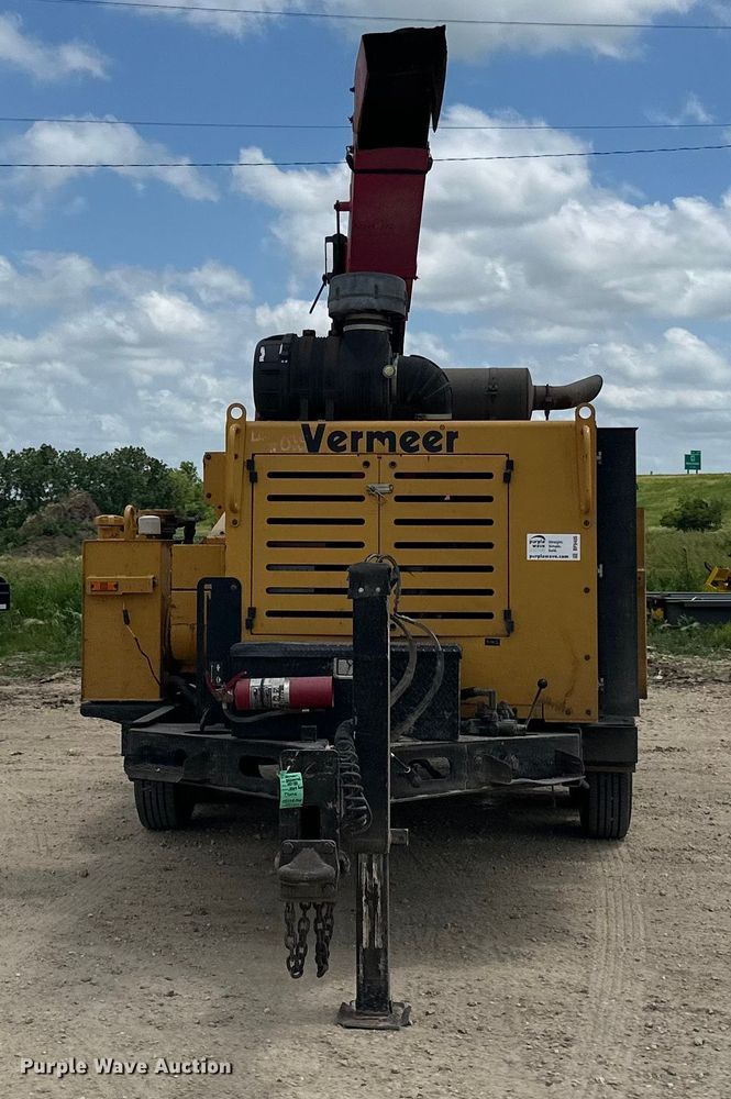 image for item DP8405 2008 Vermeer  BC2100XL wood chipper
