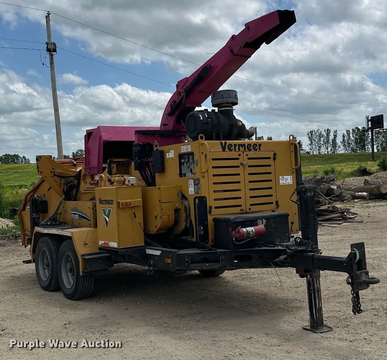 image for item DP8405 2008 Vermeer  BC2100XL wood chipper