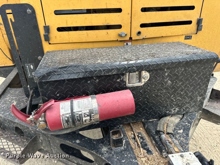 image for item DP8405 2008 Vermeer  BC2100XL wood chipper