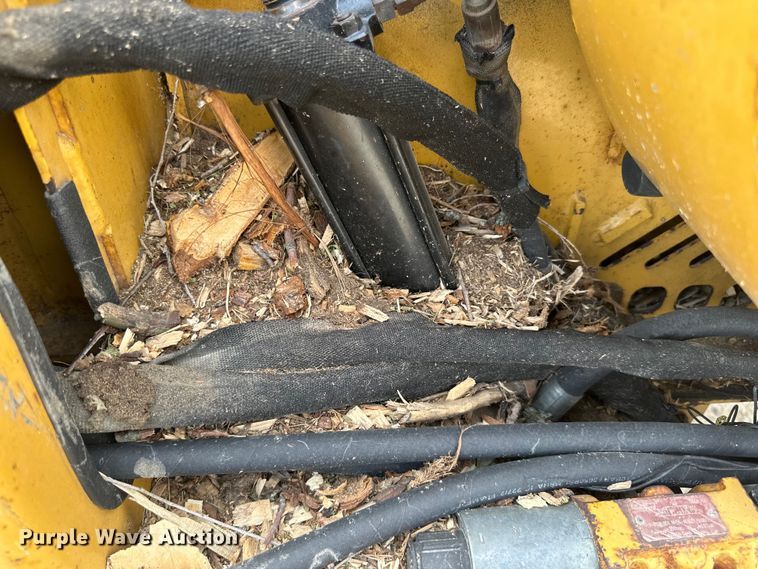 image for item DP8405 2008 Vermeer  BC2100XL wood chipper