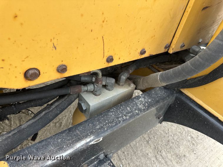 image for item DP8405 2008 Vermeer  BC2100XL wood chipper