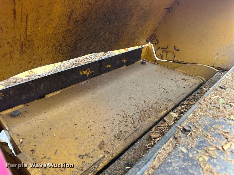 image for item DP8405 2008 Vermeer  BC2100XL wood chipper