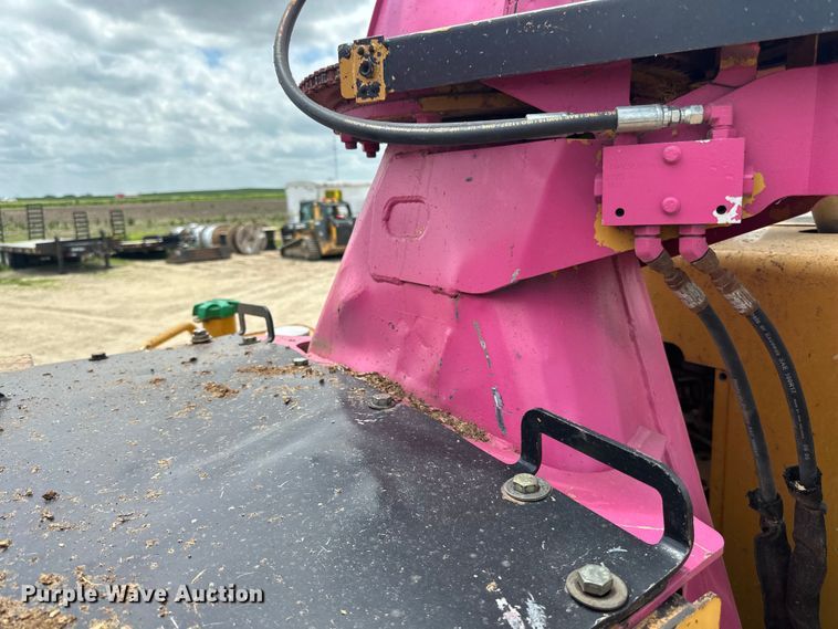 image for item DP8405 2008 Vermeer  BC2100XL wood chipper