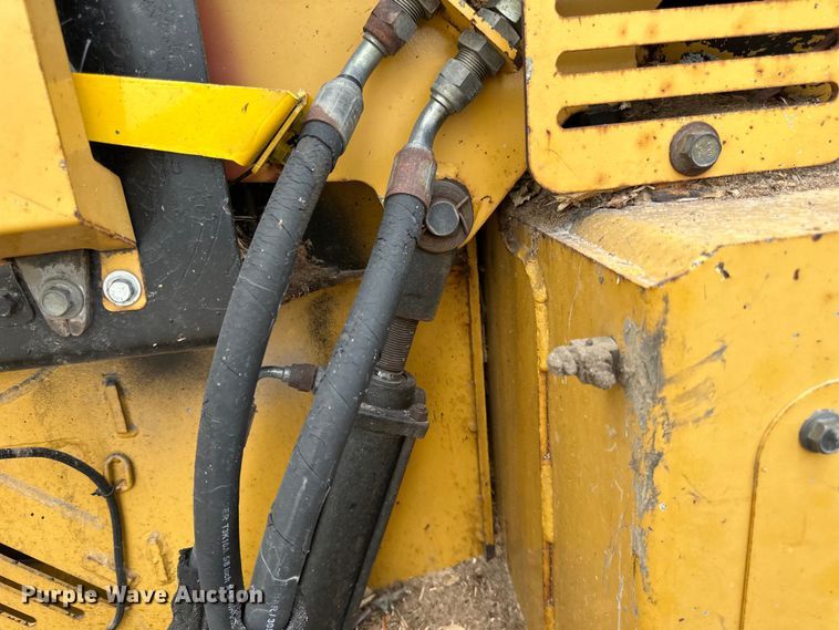 image for item DP8405 2008 Vermeer  BC2100XL wood chipper