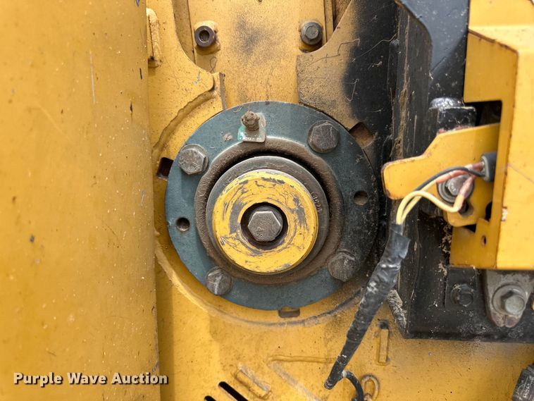 image for item DP8405 2008 Vermeer  BC2100XL wood chipper