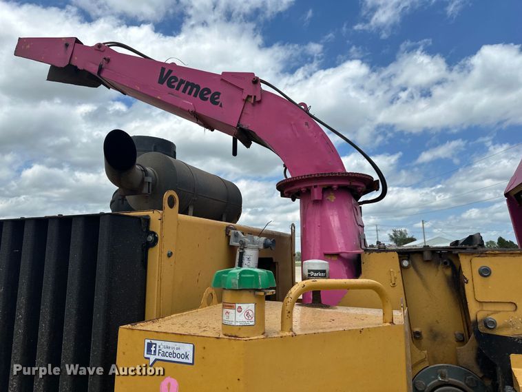 image for item DP8405 2008 Vermeer  BC2100XL wood chipper