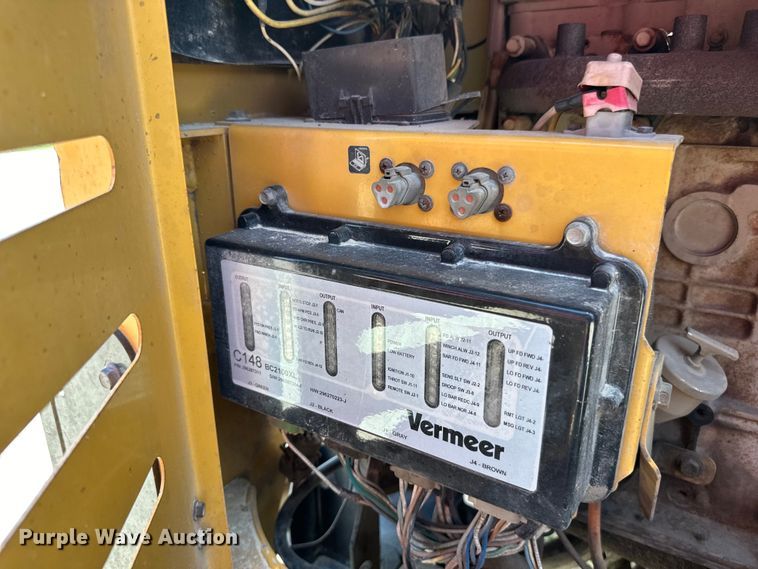 image for item DP8405 2008 Vermeer  BC2100XL wood chipper