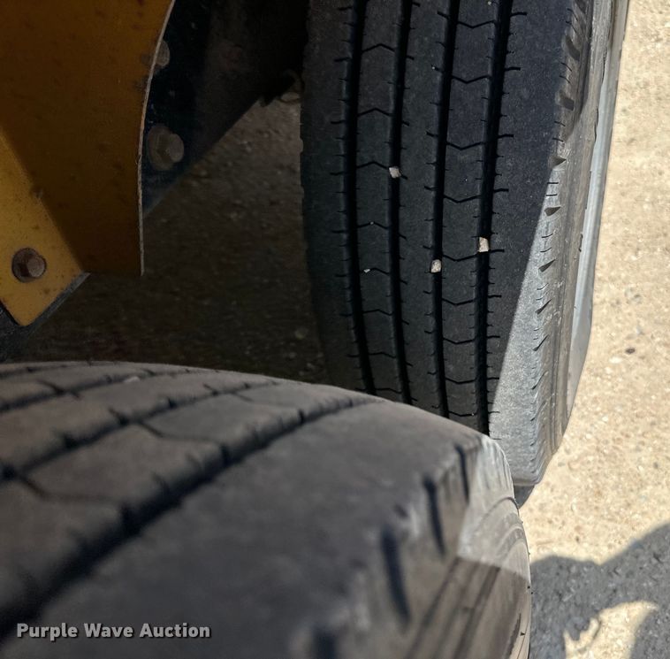 image for item DP8405 2008 Vermeer  BC2100XL wood chipper