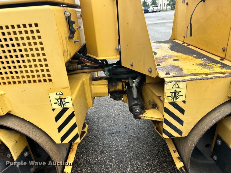 image for item DP8407 1997 Wacker RD880V double drum vibratory roller