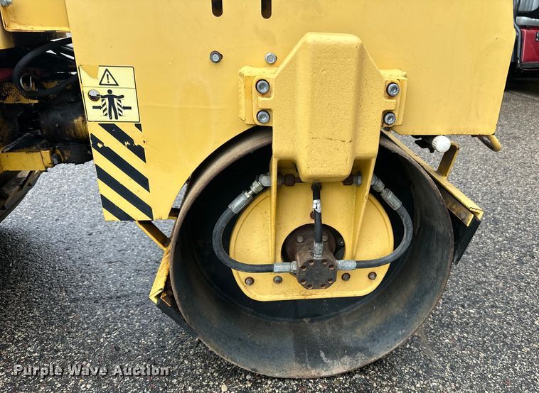 image for item DP8407 1997 Wacker RD880V double drum vibratory roller