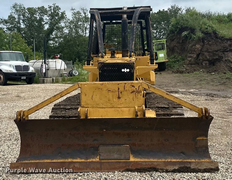 image for item DP8408 1982 Komatsu D31P-17 dozer