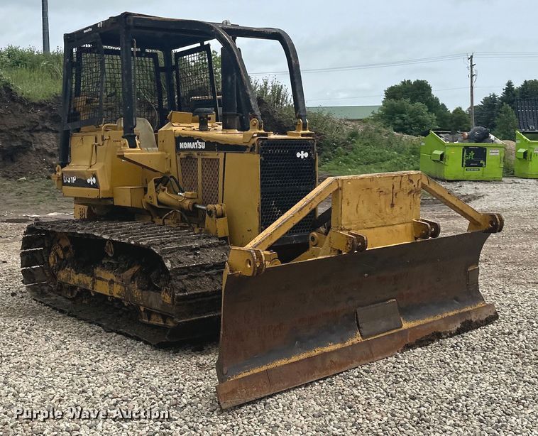 image for item DP8408 1982 Komatsu D31P-17 dozer