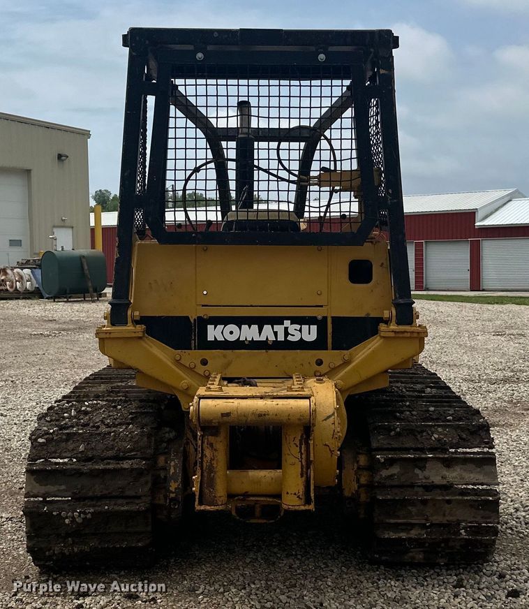 image for item DP8408 1982 Komatsu D31P-17 dozer