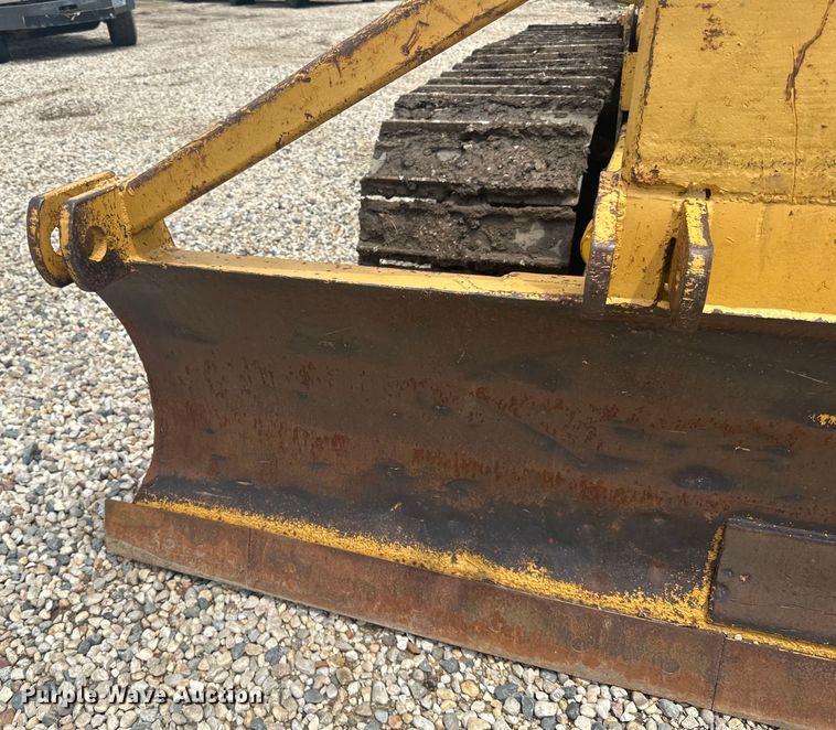 image for item DP8408 1982 Komatsu D31P-17 dozer