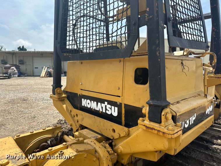 image for item DP8408 1982 Komatsu D31P-17 dozer