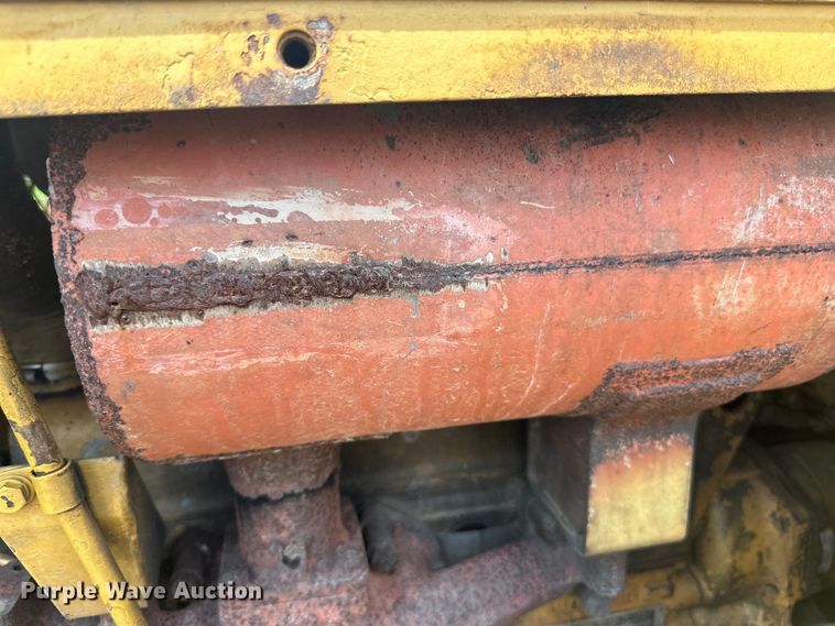 image for item DP8408 1982 Komatsu D31P-17 dozer