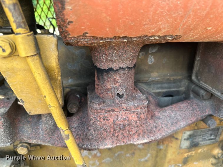 image for item DP8408 1982 Komatsu D31P-17 dozer