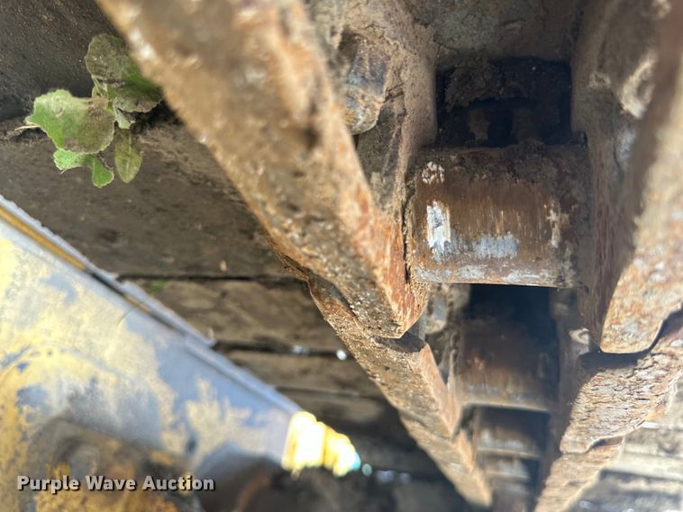 image for item DP8408 1982 Komatsu D31P-17 dozer