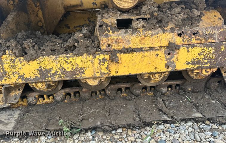 image for item DP8408 1982 Komatsu D31P-17 dozer