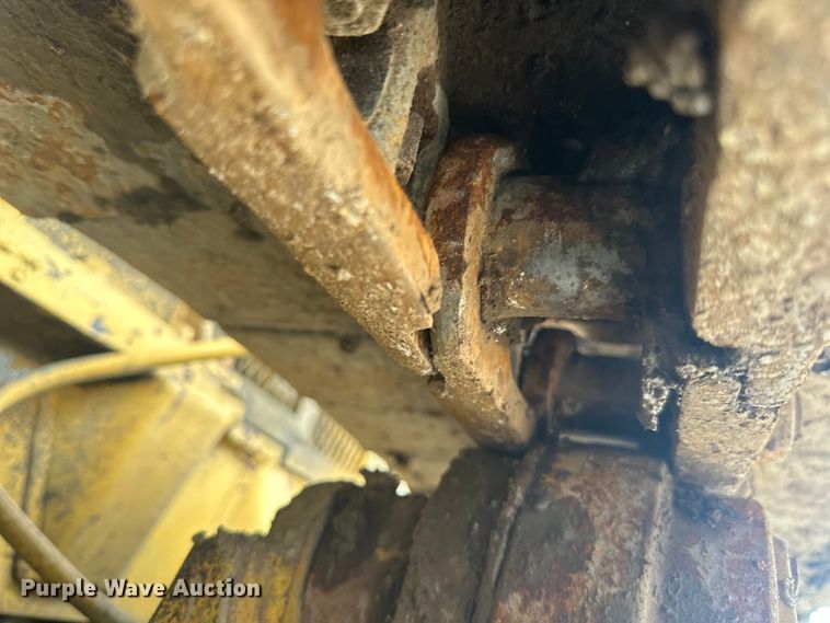 image for item DP8408 1982 Komatsu D31P-17 dozer