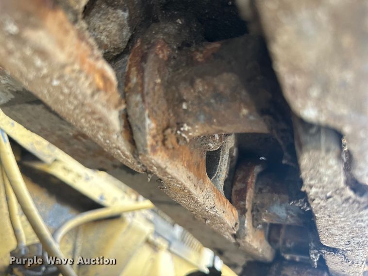 image for item DP8408 1982 Komatsu D31P-17 dozer