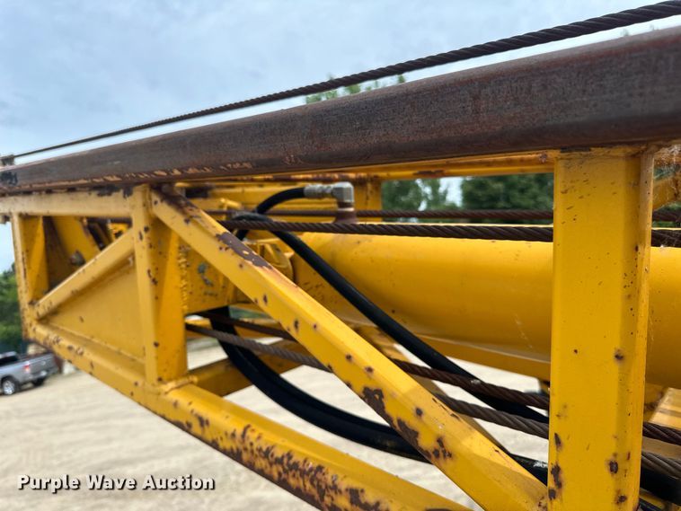 image for item DP8413 1977 International  F5050 6x6 pole setter truck