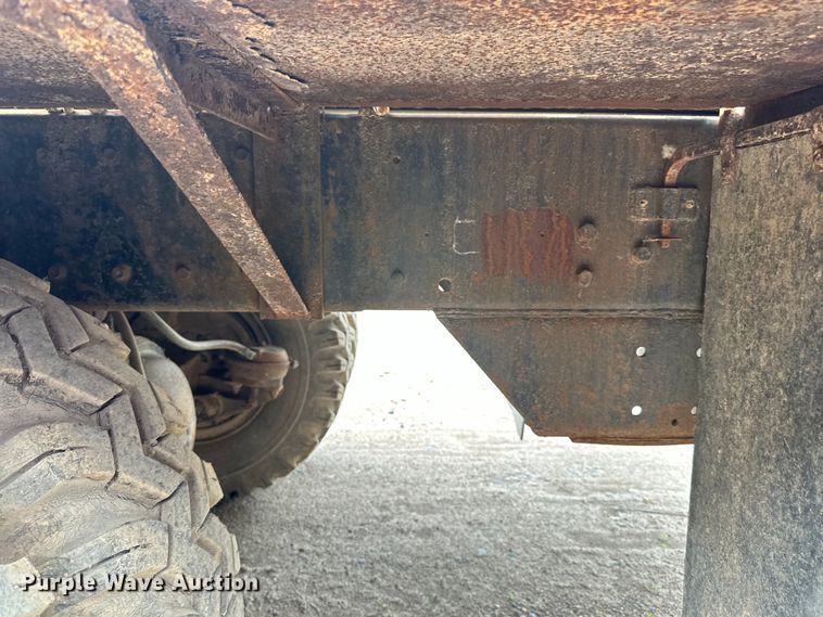 image for item DP8413 1977 International  F5050 6x6 pole setter truck