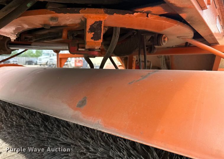 image for item DP8416 2005 Broce  RC350 broom