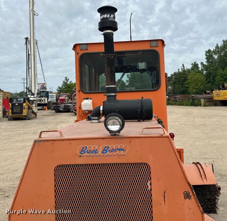 image for item DP8416 2005 Broce  RC350 broom