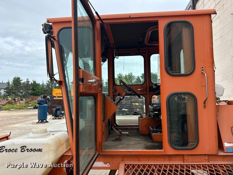 image for item DP8416 2005 Broce  RC350 broom